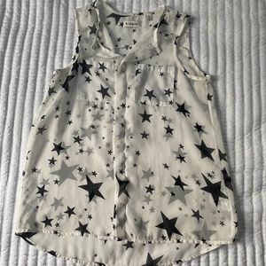 flow collared white blouse with navy blue stars